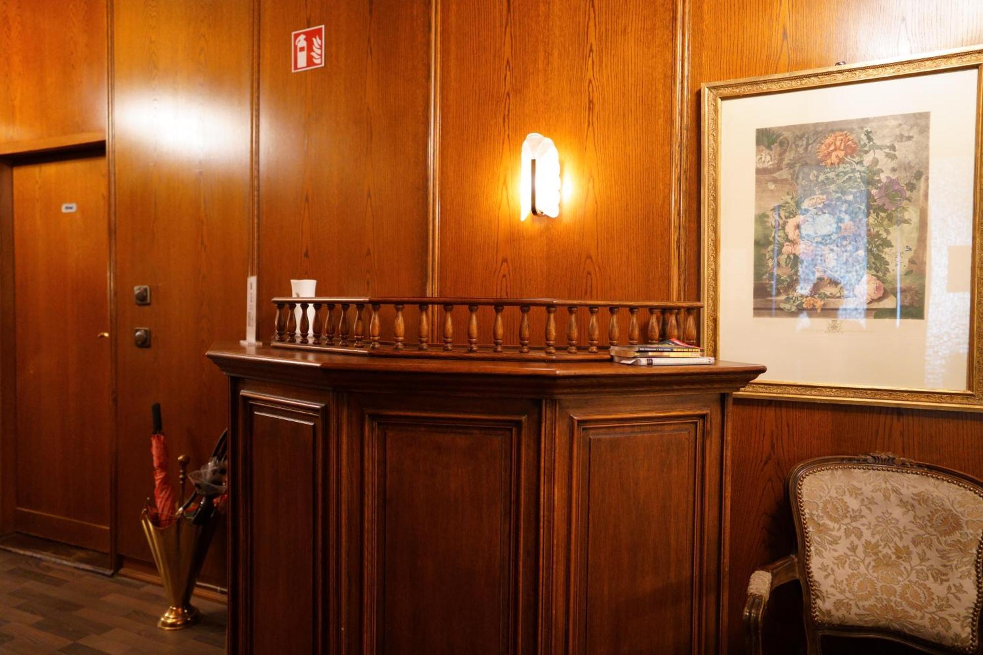 Hotel Pension Xantener Eck Берлин Екстериор снимка